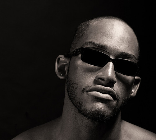 Hip muscular black man